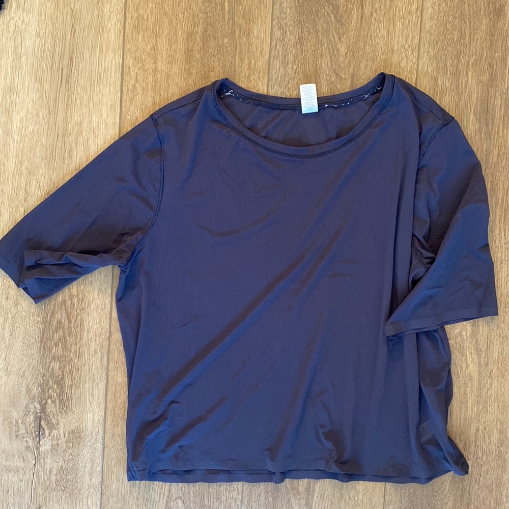 Athleta • lightweight Mesh Boxy Crop Top • Small